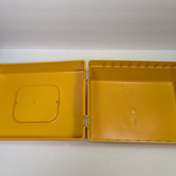 Vintage Wilson Wil-Hold Sewing Box Chest Card File Recipe Yellow Hard Plastic - Picture 9 of 16